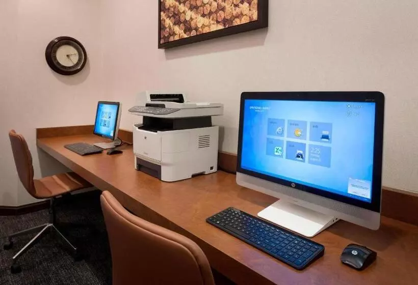 Отель Springhill Suites Napa Valley