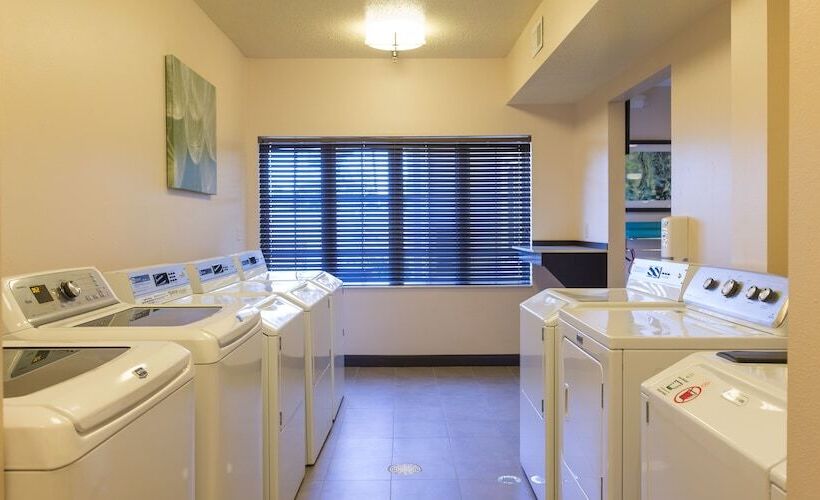 هتل Staybridge Suites Fargo By Ihg