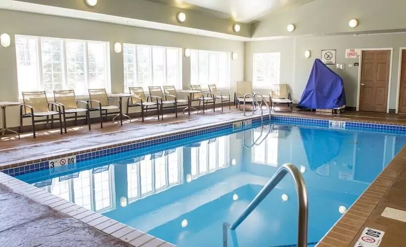 هتل Staybridge Suites Fargo By Ihg