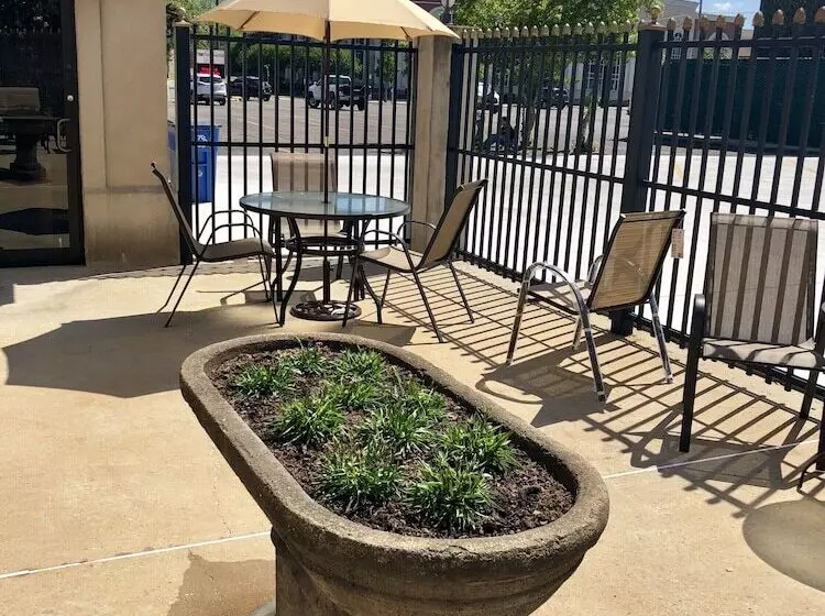 Отель The Juliet