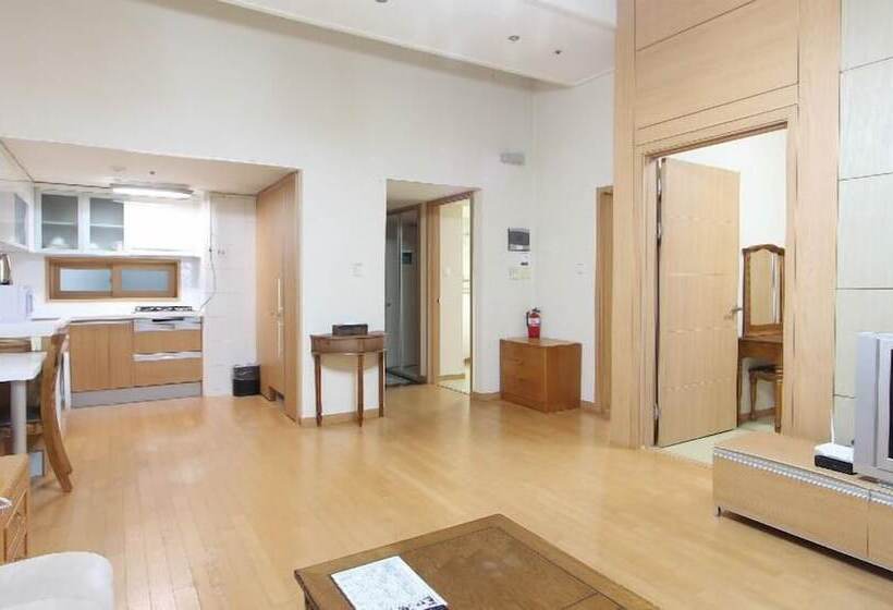 호텔 The Suite Place Serviced Residences