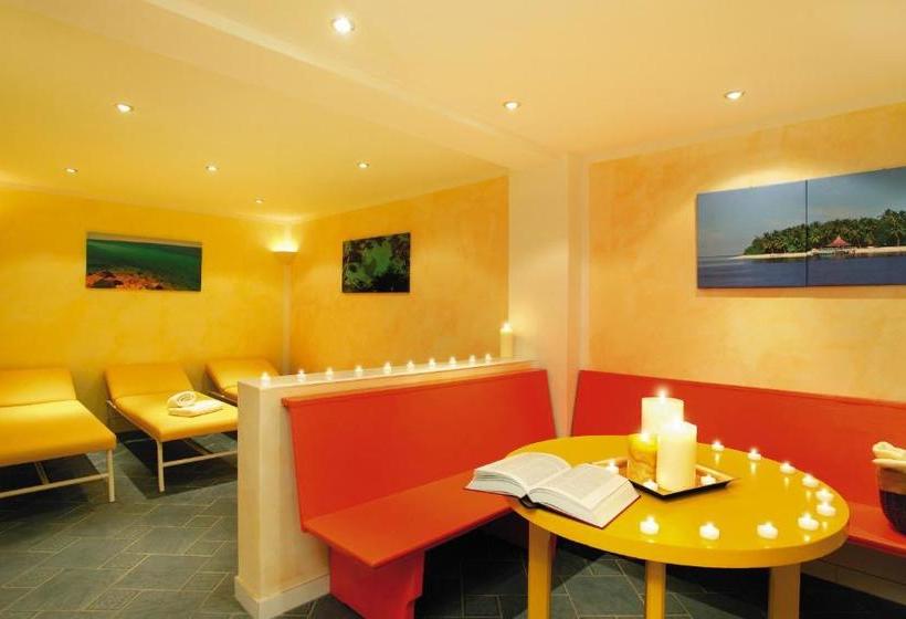 Отель Tirolerhof