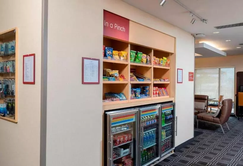 בית מלון כפרי Towneplace Suites Fort Wayne North