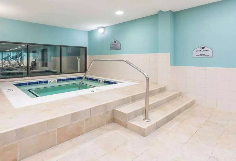 Hotel Wingate By Wyndham Richmond Short Pump