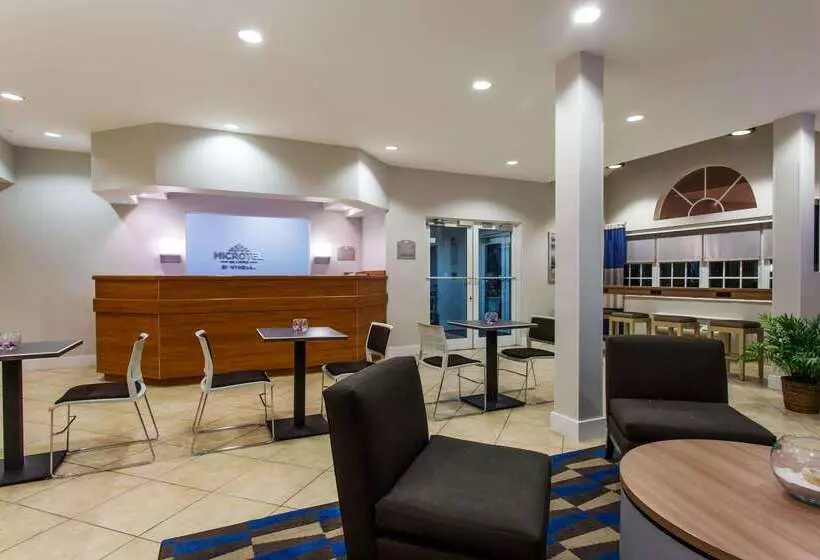 Microtel Inn & Suites By Wyndham Port Charlotte Punta Gorda