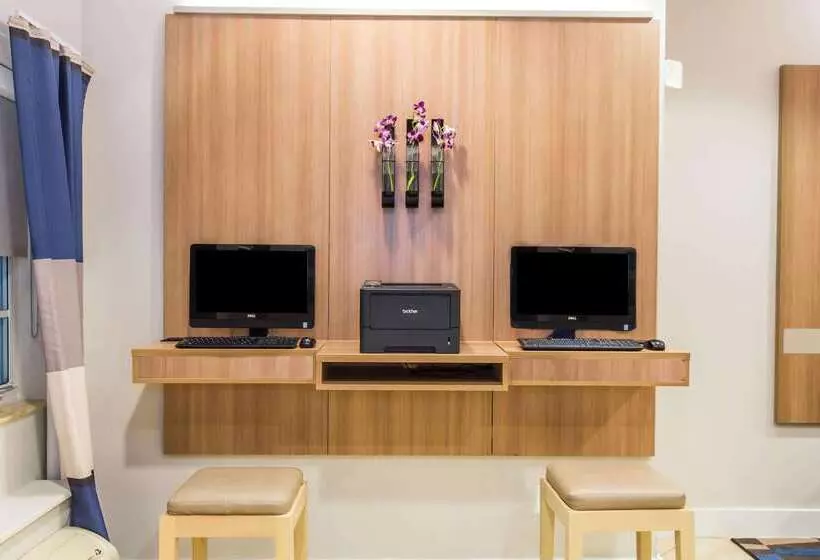 Microtel Inn & Suites By Wyndham Port Charlotte Punta Gorda