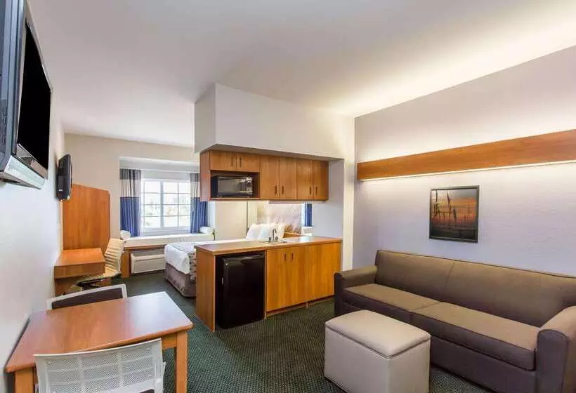 Microtel Inn & Suites By Wyndham Port Charlotte Punta Gorda