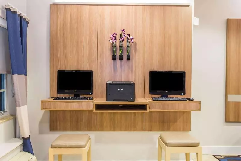 Microtel Inn & Suites By Wyndham Port Charlotte Punta Gorda