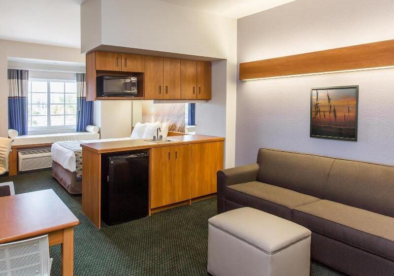 Microtel Inn & Suites By Wyndham Port Charlotte Punta Gorda