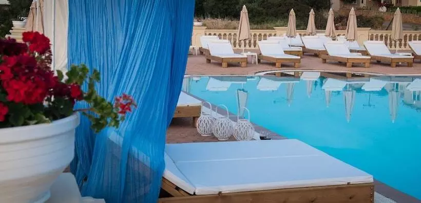 Notos Heights Hotel & Suites