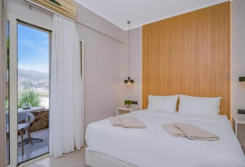 Notos Heights Hotel & Suites