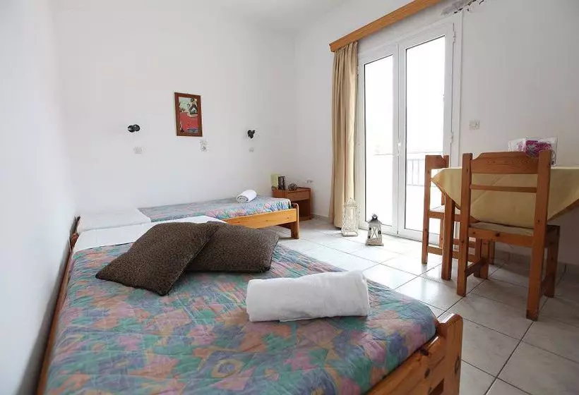 Soula Mari Apartments 