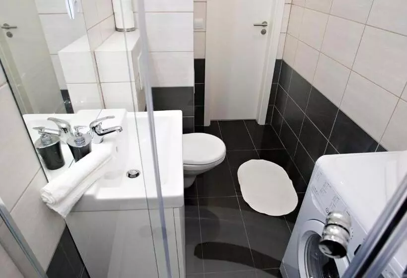 Aurora Apartment Danube View