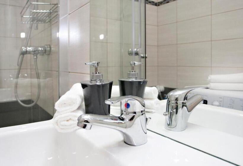 Aurora Apartment Danube View