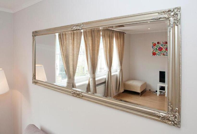 Aurora Apartment Danube View