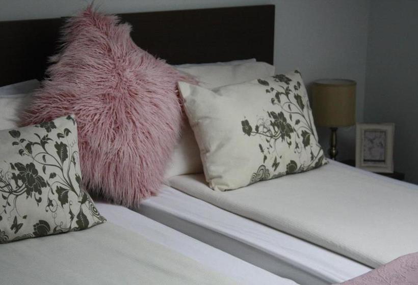 تختخواب و صبحانه Villa Cristiani