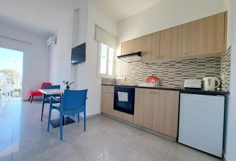 Florence Hotel Apartments