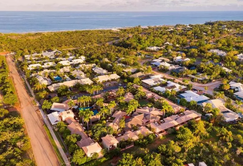 Отель Bali Hai Resort & Spa