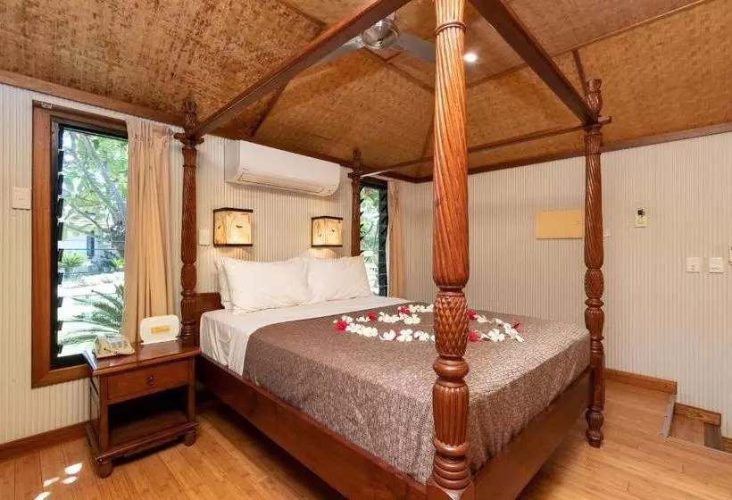 Отель Bali Hai Resort & Spa