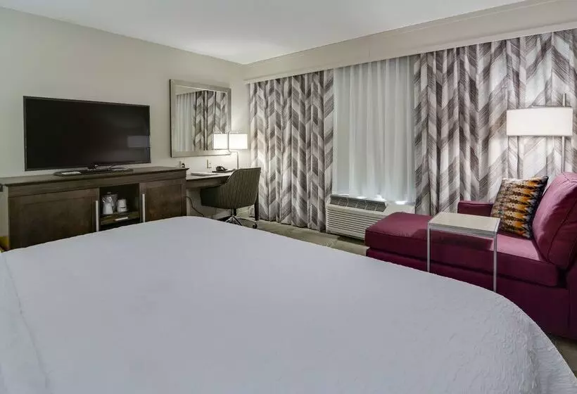 Отель Hampton Inn Atlantafairburn