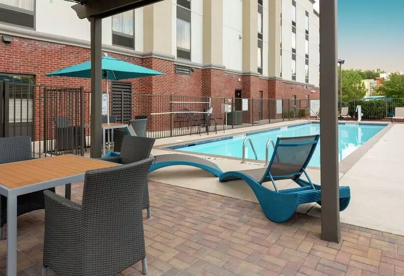 Отель Hampton Inn Atlantafairburn