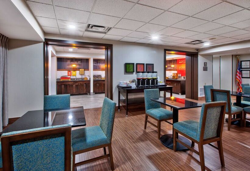 酒店 Hampton Inn Clarion