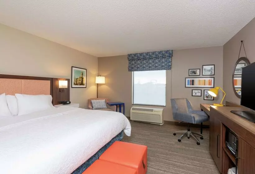 בית מלון כפרי Hampton Inn Warsaw