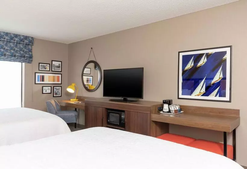 בית מלון כפרי Hampton Inn Warsaw