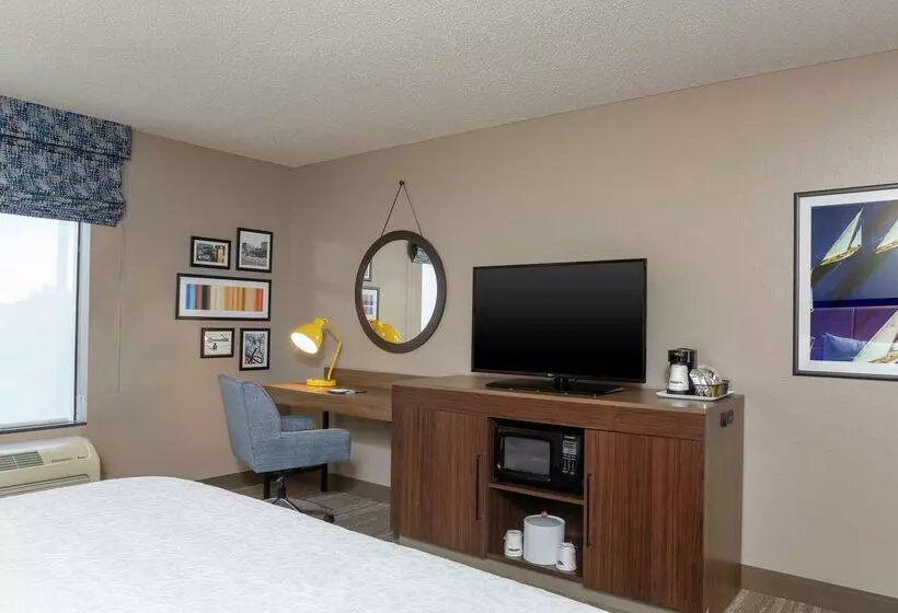 בית מלון כפרי Hampton Inn Warsaw