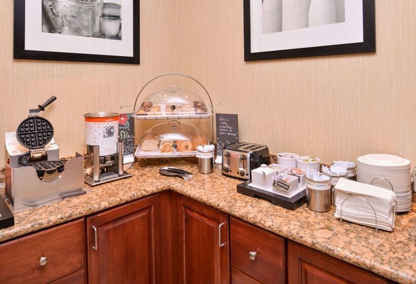 בית מלון כפרי Hampton Inn York