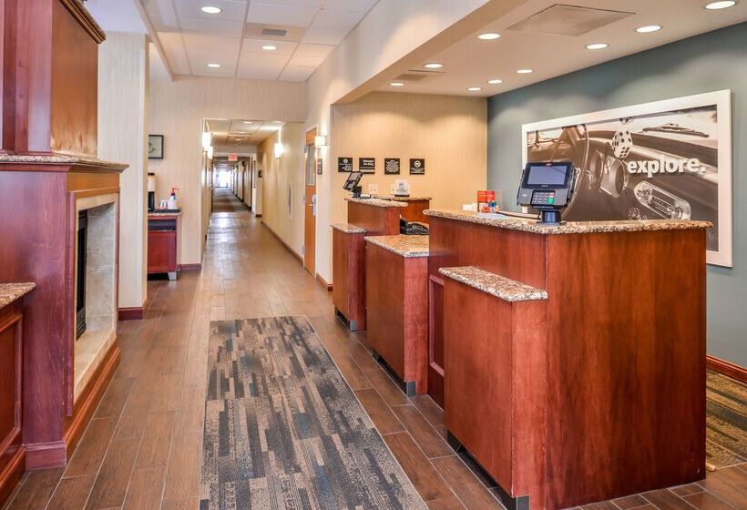 בית מלון כפרי Hampton Inn York