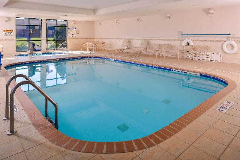 בית מלון כפרי Hampton Inn York