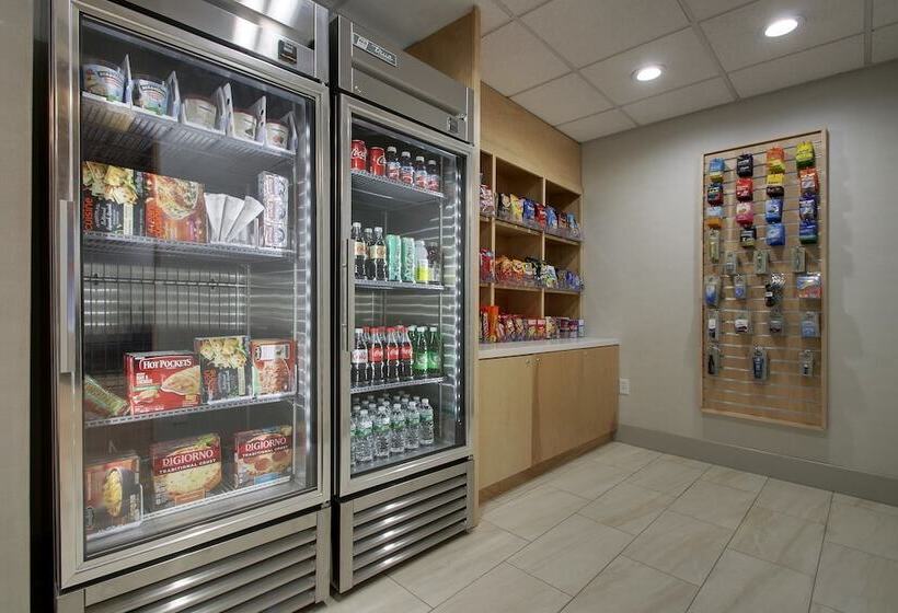 Holiday Inn Express Hotel & Suites Middleboro Raynham, An Ihg