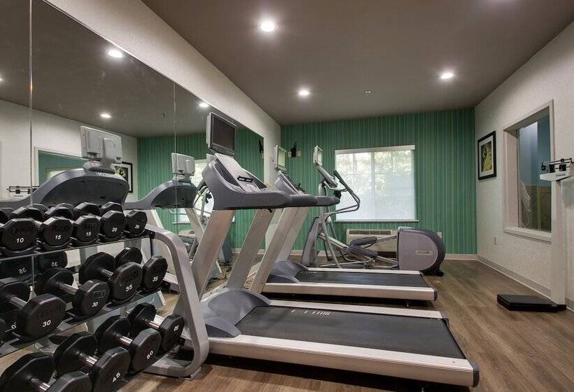 Holiday Inn Express Hotel & Suites Middleboro Raynham, An Ihg