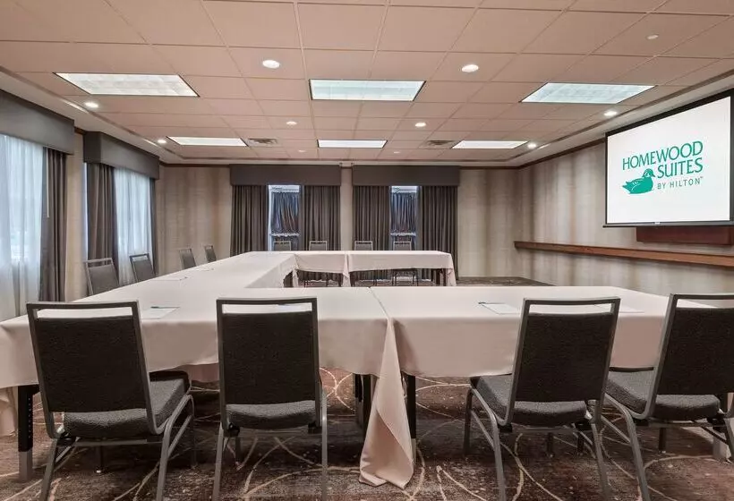 Отель Homewood Suites By Hilton Princeton