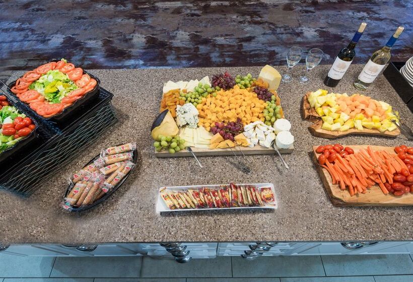 בית מלון כפרי Homewood Suites By Hilton Princeton