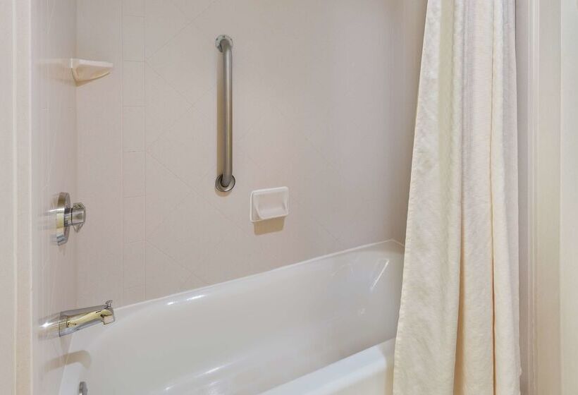 בית מלון כפרי Homewood Suites By Hilton Princeton