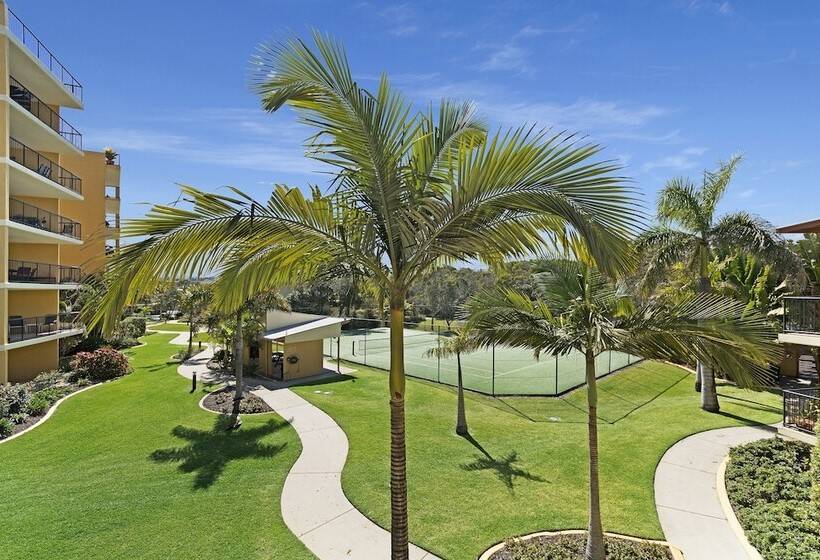 בית מלון כפרי Marcoola Beach Resort