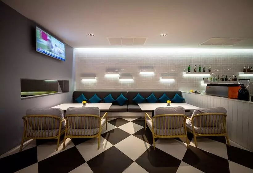 בית מלון כפרי Bannpantai Resort