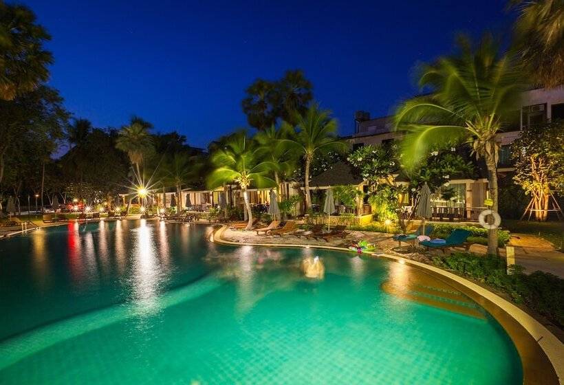 בית מלון כפרי Bannpantai Resort