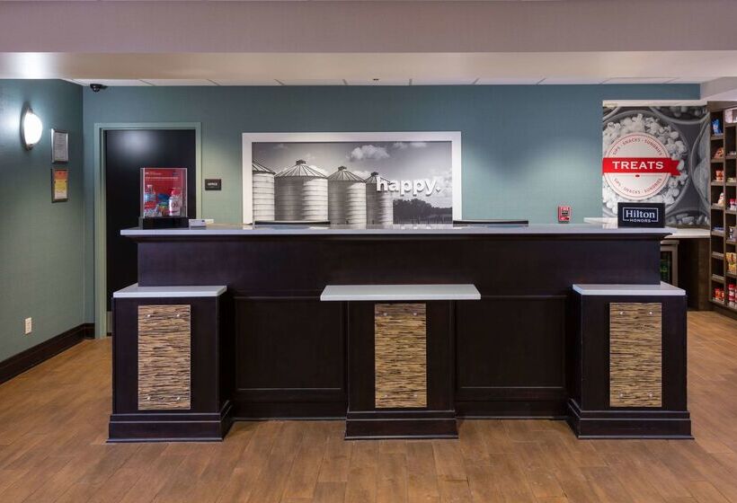 ホテル Hampton Inn & Suites Jamestown