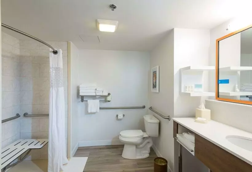 호텔 Hampton Inn & Suites Jamestown