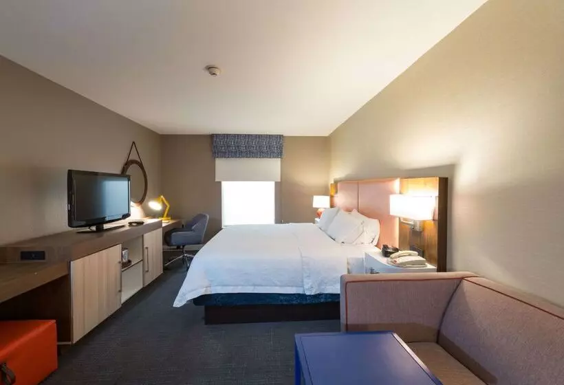 호텔 Hampton Inn & Suites Jamestown