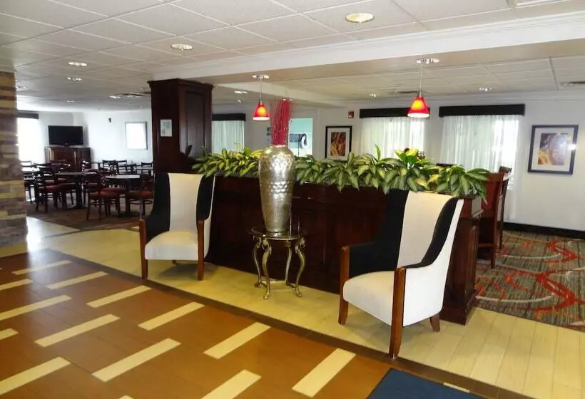 Holiday Inn Express Hotel & Suites Columbus Southeast Groveport, An Ihg