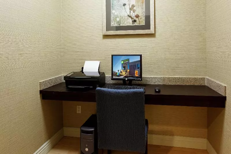 فندق Holiday Inn Express Benicia, An Ihg