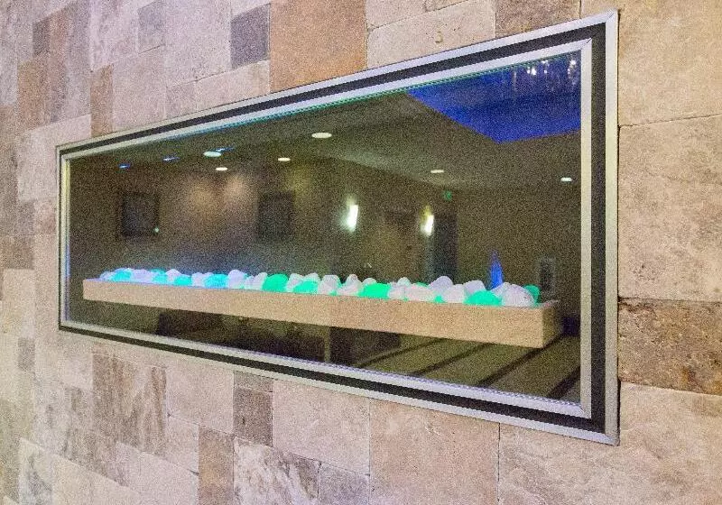 فندق Holiday Inn Express Benicia, An Ihg