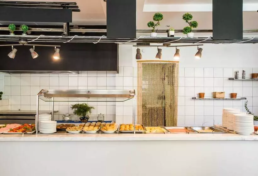 בית מלון כפרי Potidea Golden Beach