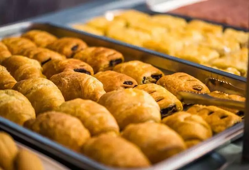 בית מלון כפרי Potidea Golden Beach