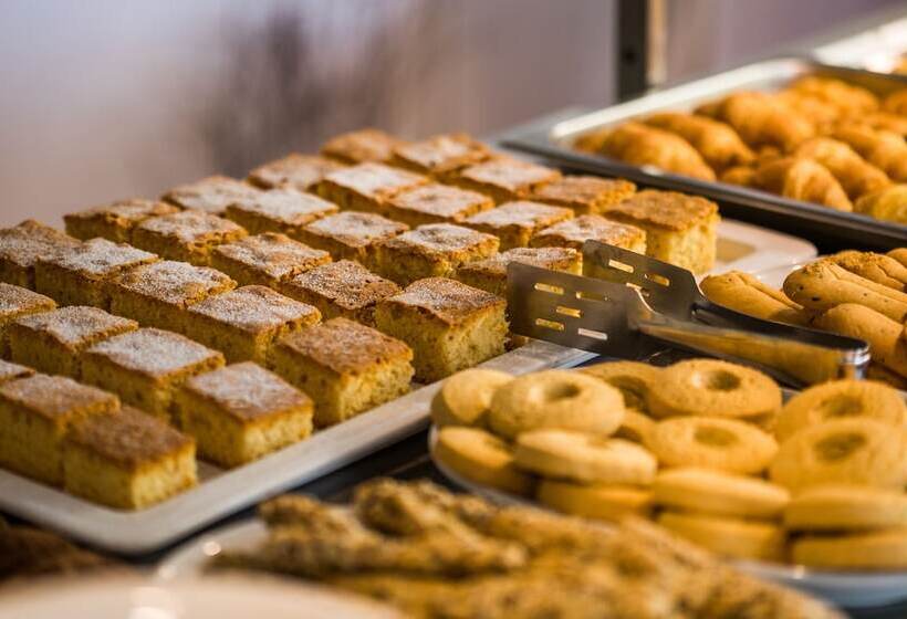 酒店 Potidea Golden Beach