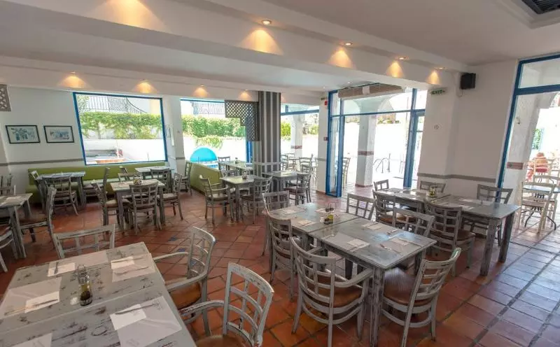 בית מלון כפרי Potidea Golden Beach